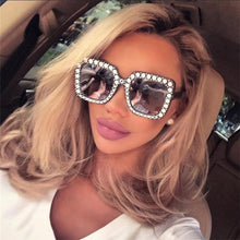 Load image into Gallery viewer, Luxury Diamond Square Sunglasses