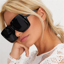 Load image into Gallery viewer, Oversized Square Sunglasses