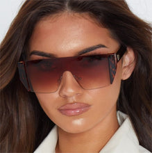Load image into Gallery viewer, Oversized Pilot sunglasses