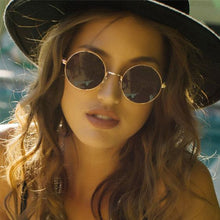 Load image into Gallery viewer, Round Sunglasses