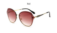 Load image into Gallery viewer, Luxury Square Crystal Sunglasses Rimless