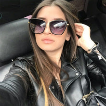 Load image into Gallery viewer, Luxury Black Cat Eye Sunglasses